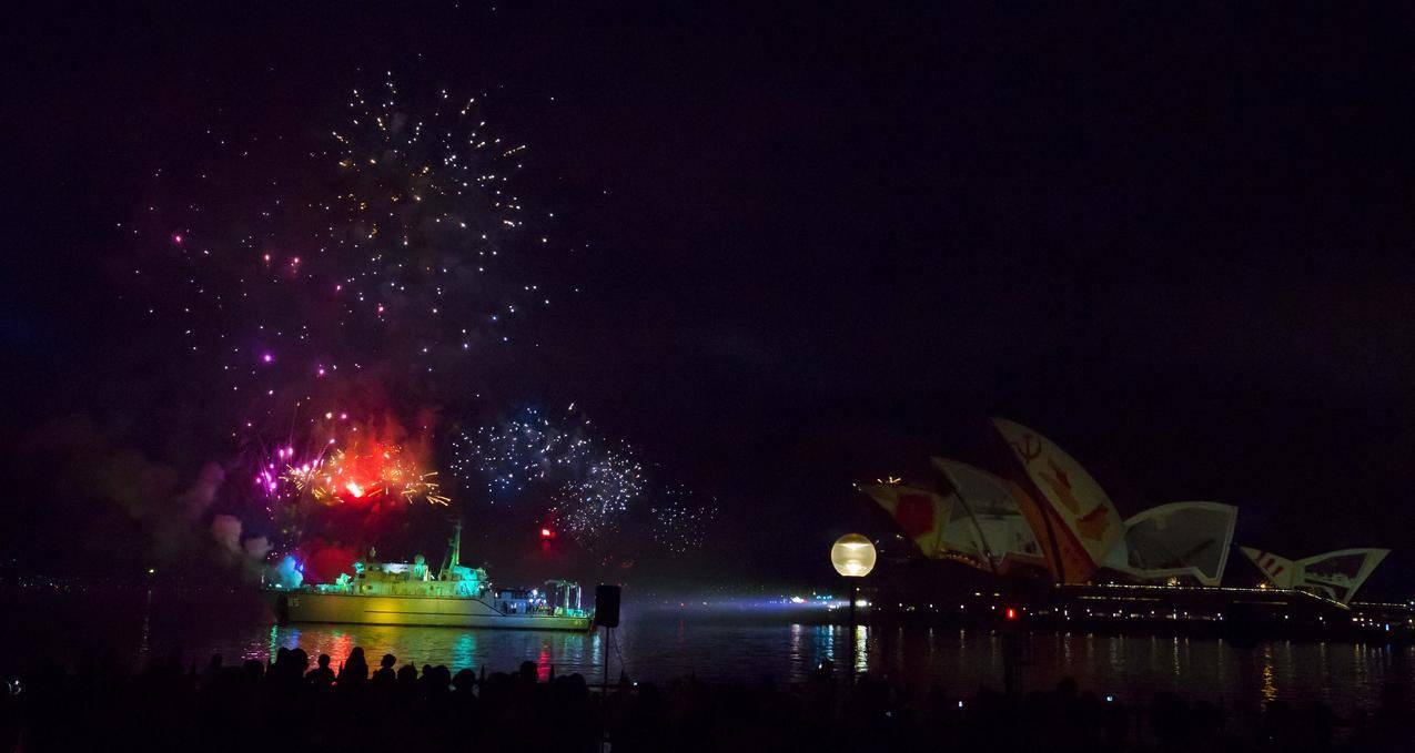 SydneyOperaHouse,夜晚,战舰,悉尼,澳大利亚,烟花