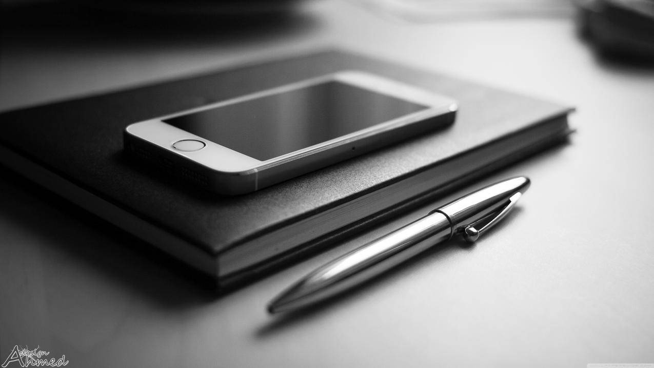 iPhone,钢笔,笔记本