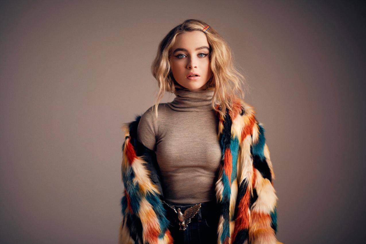 女人,SabrinaCarpenter,吸毒者,男人,吸毒者