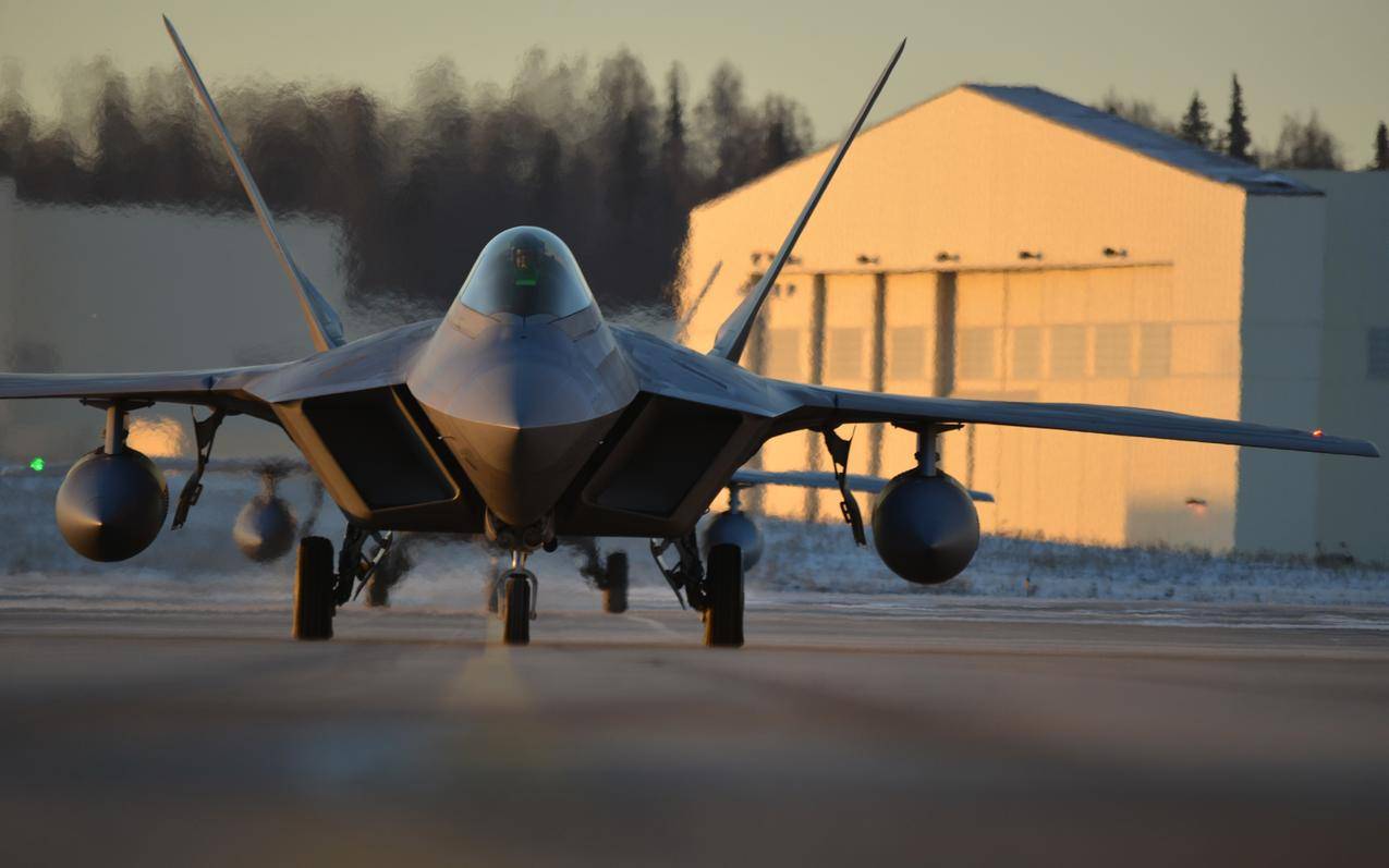 F-2猛禽,军用飞机,飞机,空军,军事基地,日落