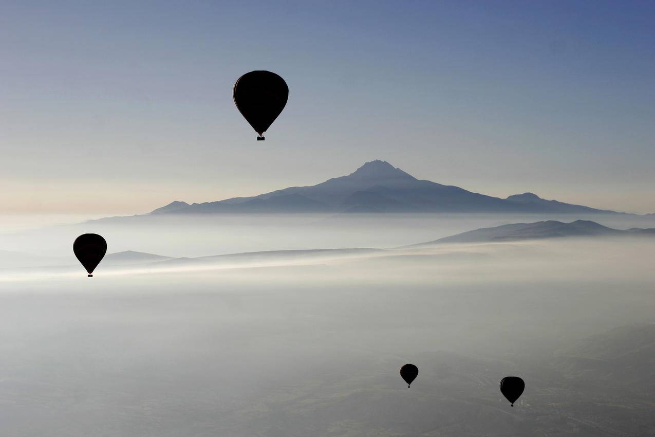 简单的背景,简单的,白色的,云朵的,高山的,自然的,自然的气球,风景