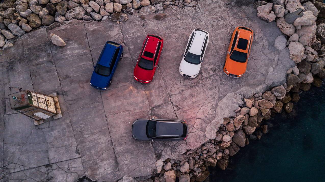 汽车,车辆,跑车,奥迪,AudiRS4,AudiRS4Avant,redcars,bluecars,orangecars,whitecars,greycars,graycars,旅行车,房地产,冠捷