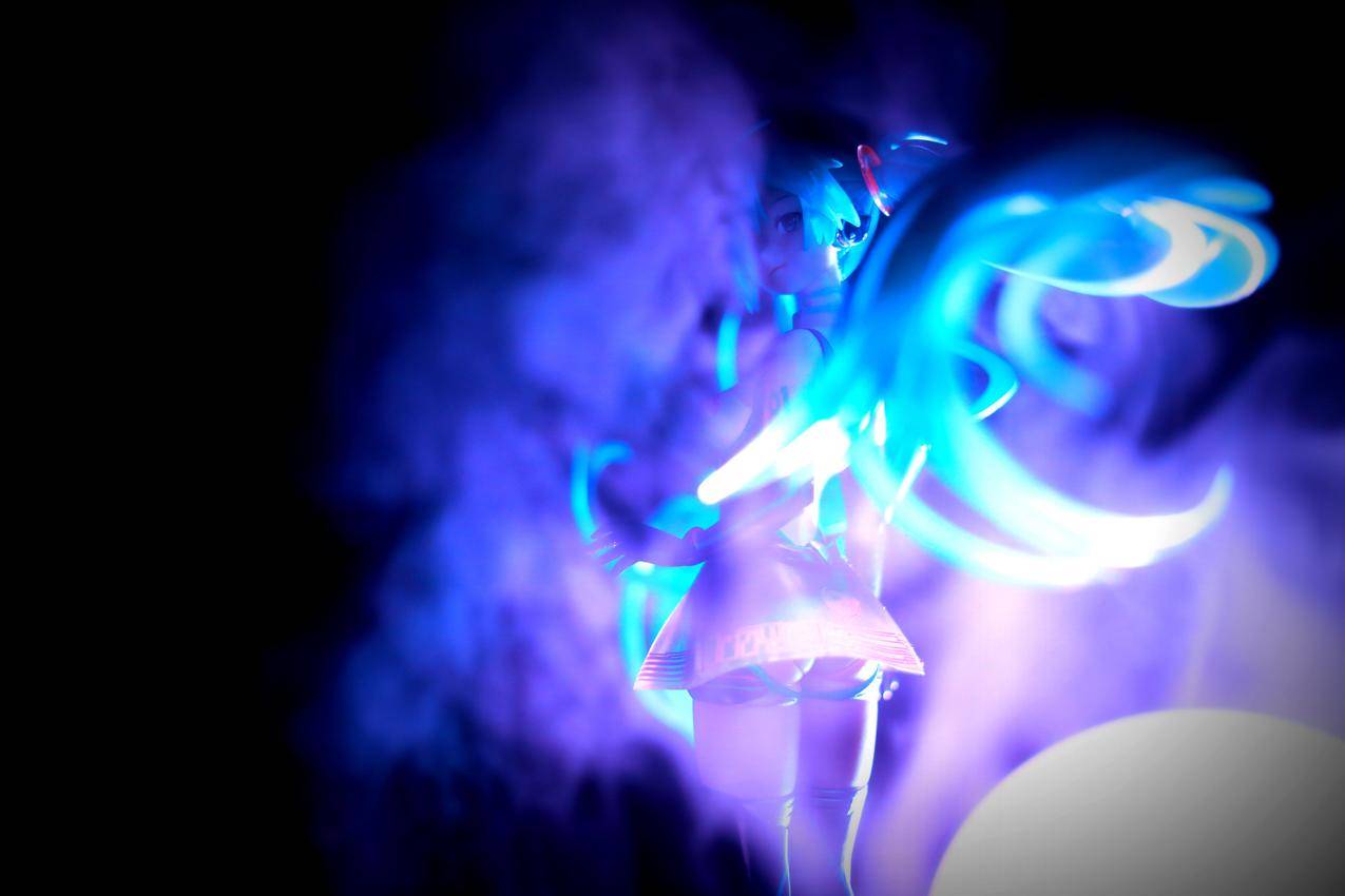 HatsuneMiku,玩偶,动作人物,人物,背光,黑色背景