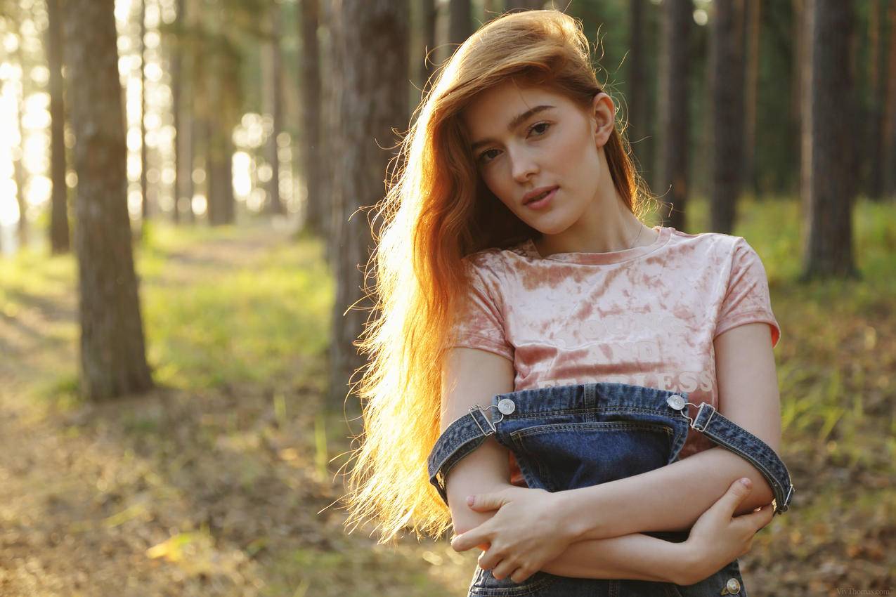女人,JiaLissa,女人户外,红发,维夫托马斯,森林,自然,阳光