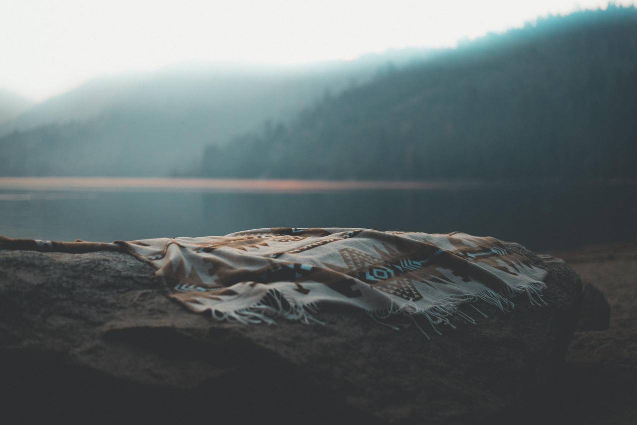 毯子,环境,雾,雾,湖,风景,自然,户外,山,岩石,石头,水