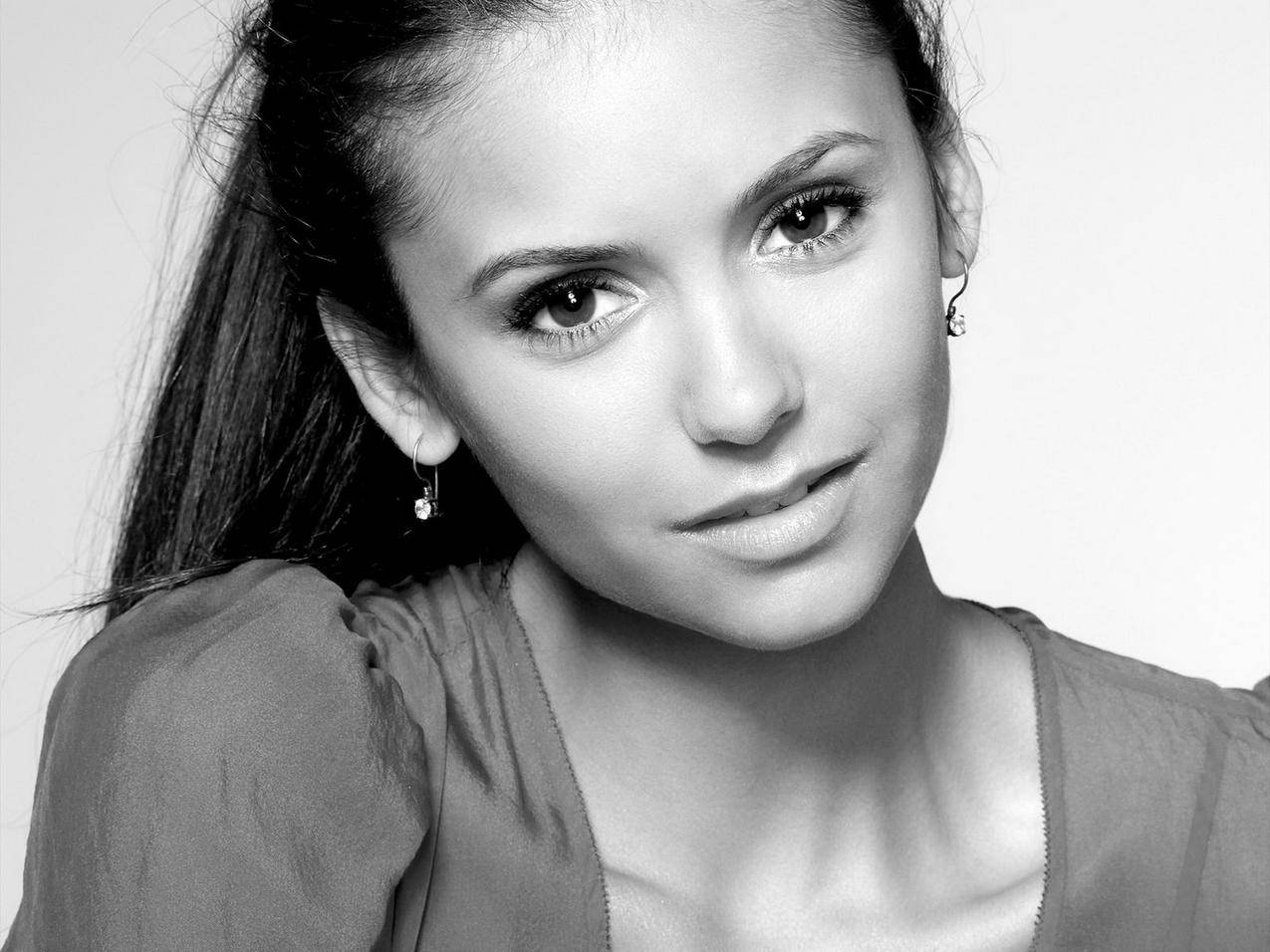 ninadobrev,Women,单色