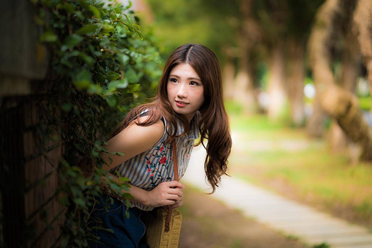 妇女,模型,黑发,亚洲,womenoutdoors,fakeiris,肖像,摄影,户外,depthoffield,植物,面带微笑,stripedclothing