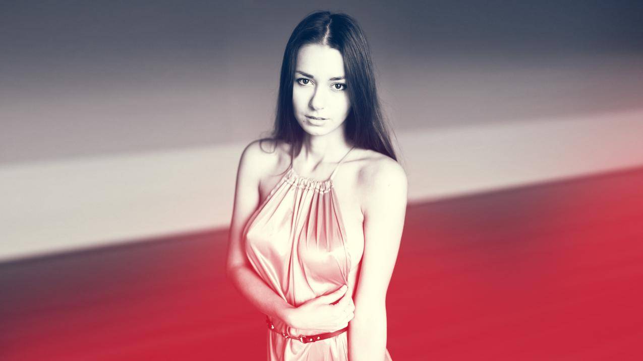 女人,HelgaLovekaty