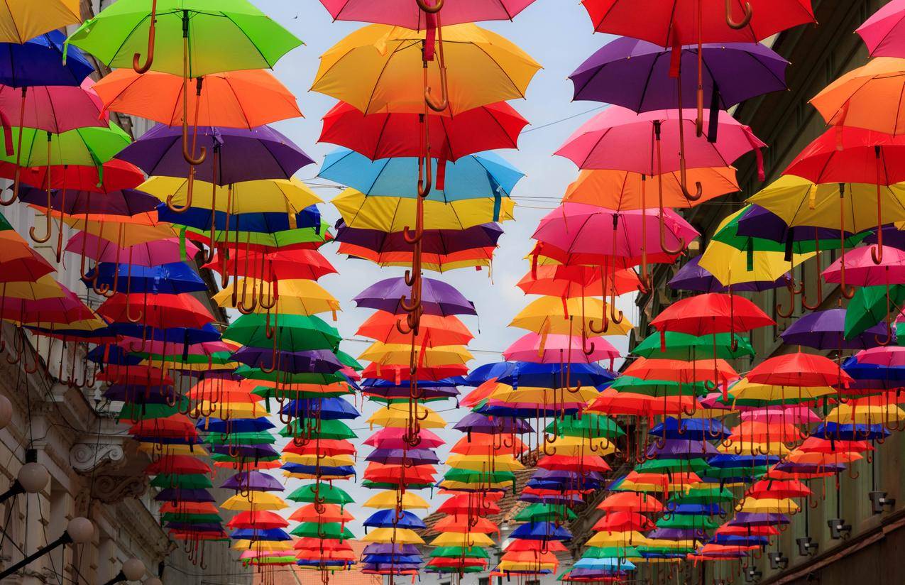 五彩缤纷的雨伞4k图片