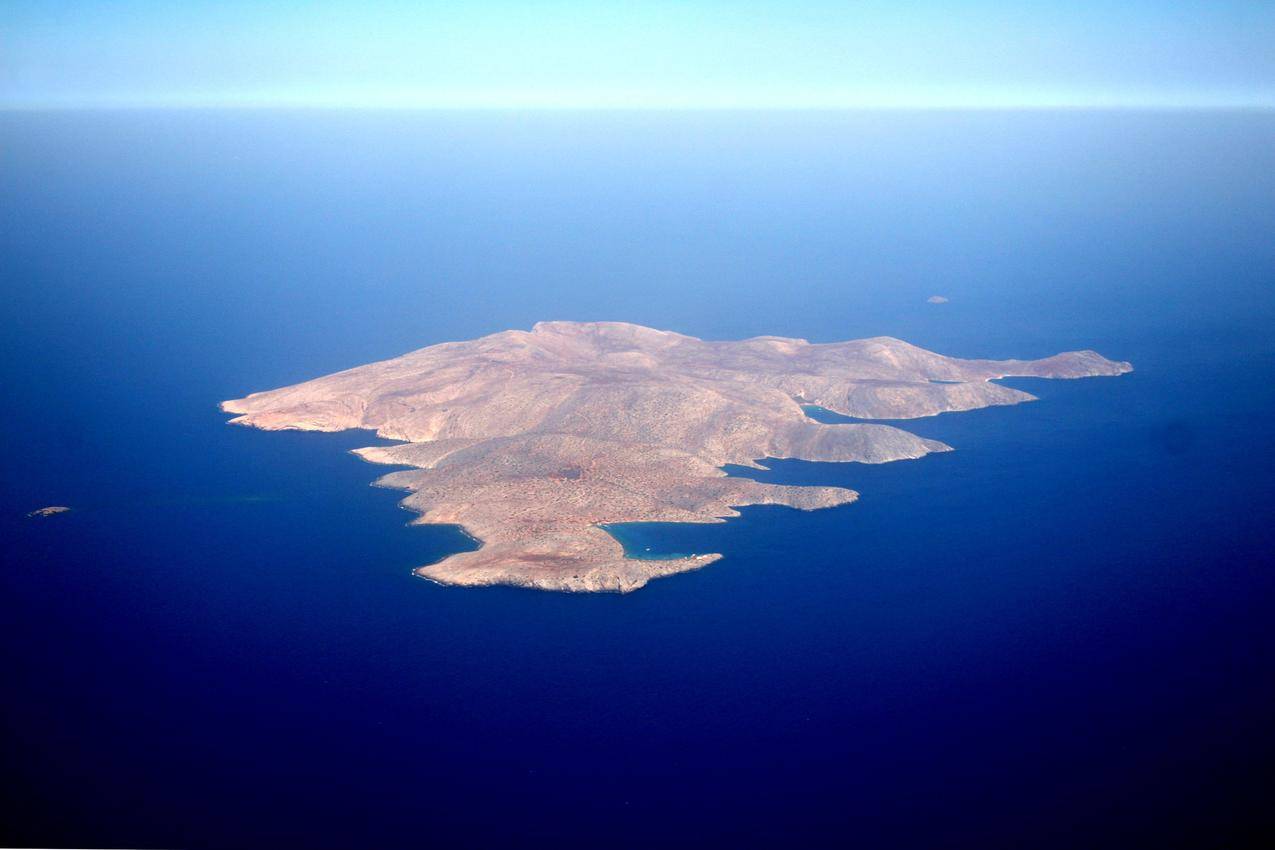 爱琴海的海岛岛屿鸟瞰图片