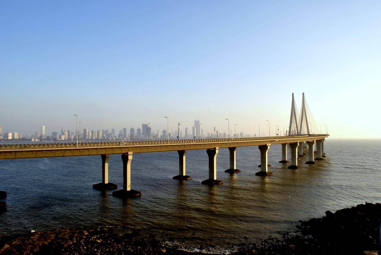 孟买班德拉沃利跨海斜拉桥