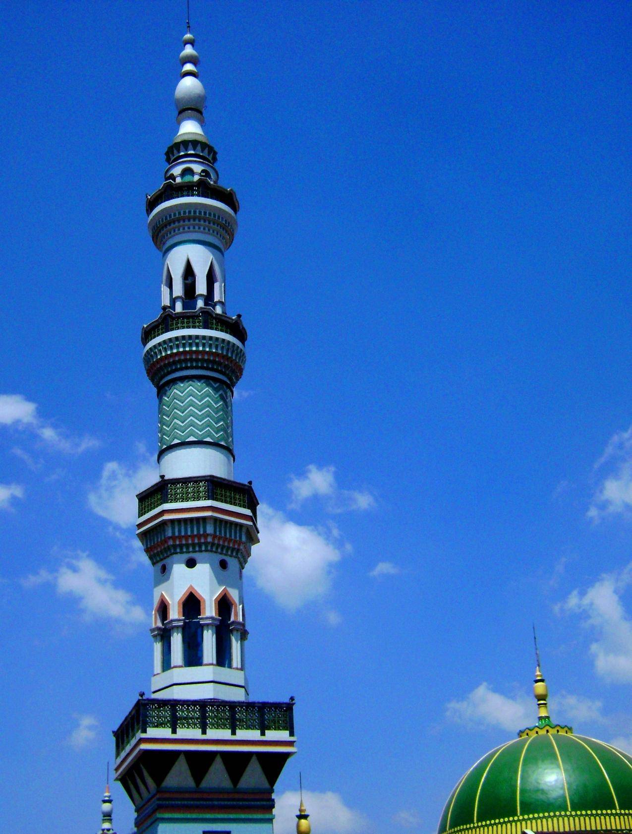 印尼东爪哇清真寺塔的建筑