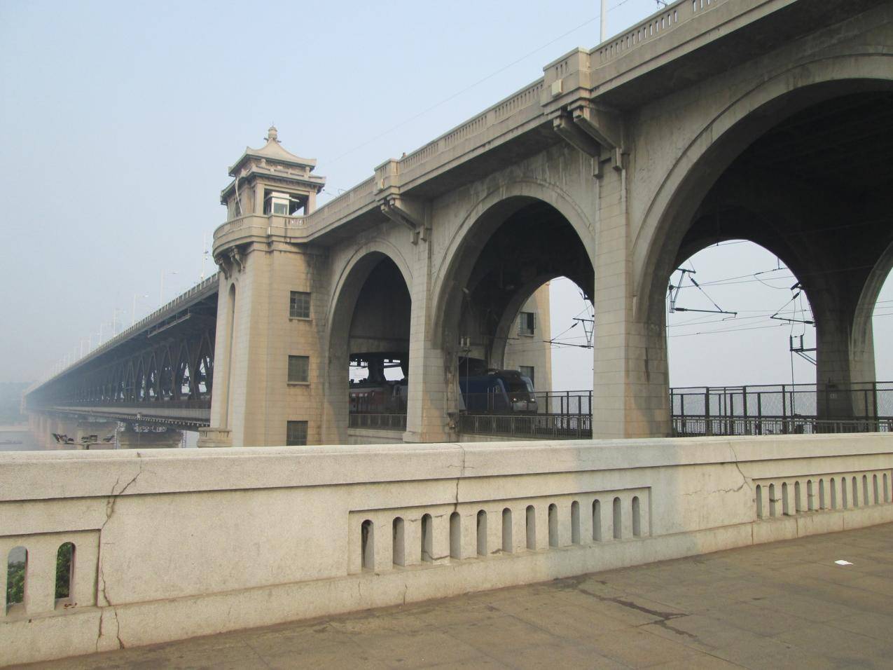 武汉长江大桥高清图片