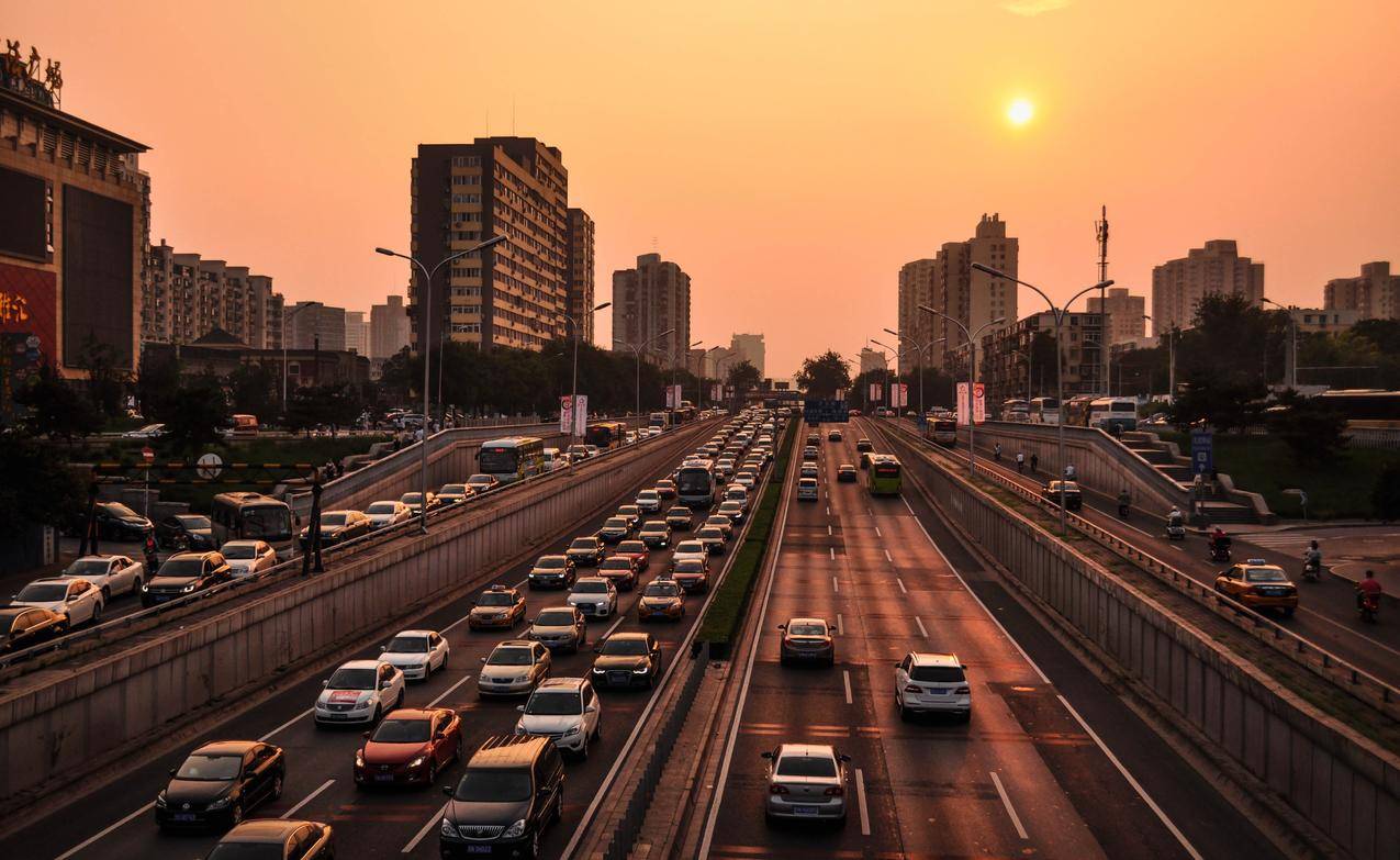 城市,汽车,道路,交通cc0可商用高清大图