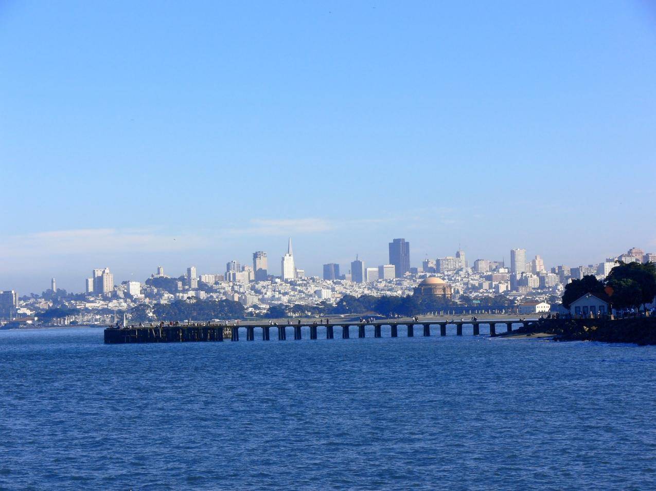 旧金山三藩市湾城市与码头图片