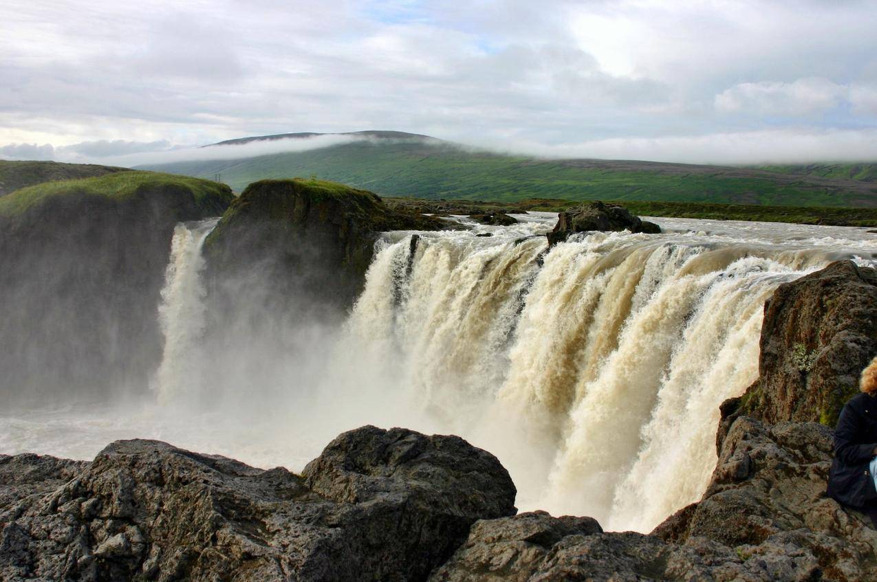 冰岛河流瀑布高清图片