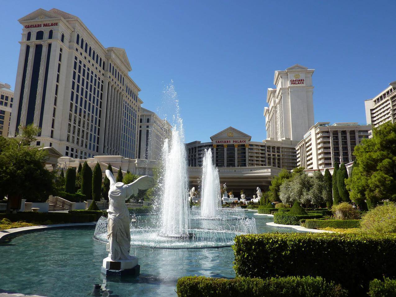 凯撒宫大酒店建筑与喷泉图片