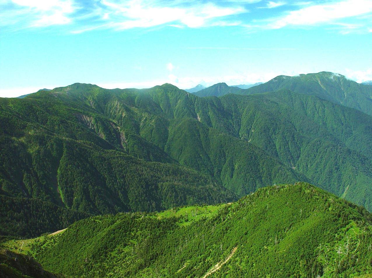 青山的高清图片