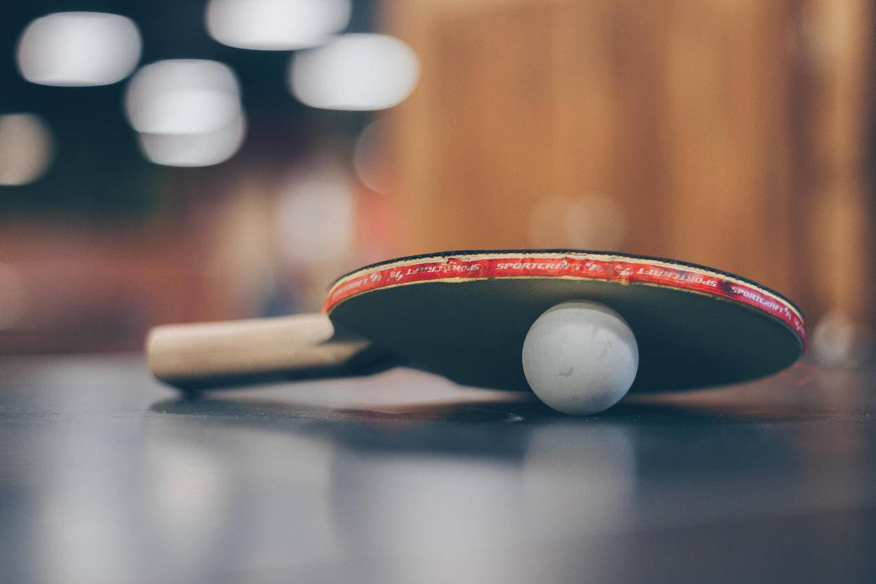 乒乓球和Ping,pong,Racket的选择性焦点图片