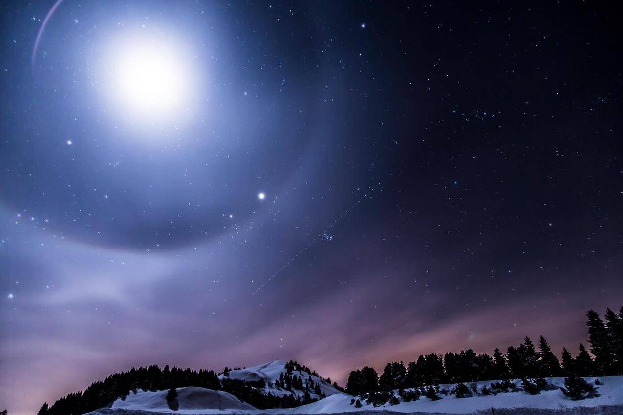 夜空山景高清壁纸