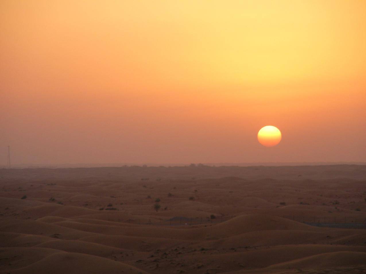 沙漠夕阳日落高清图片