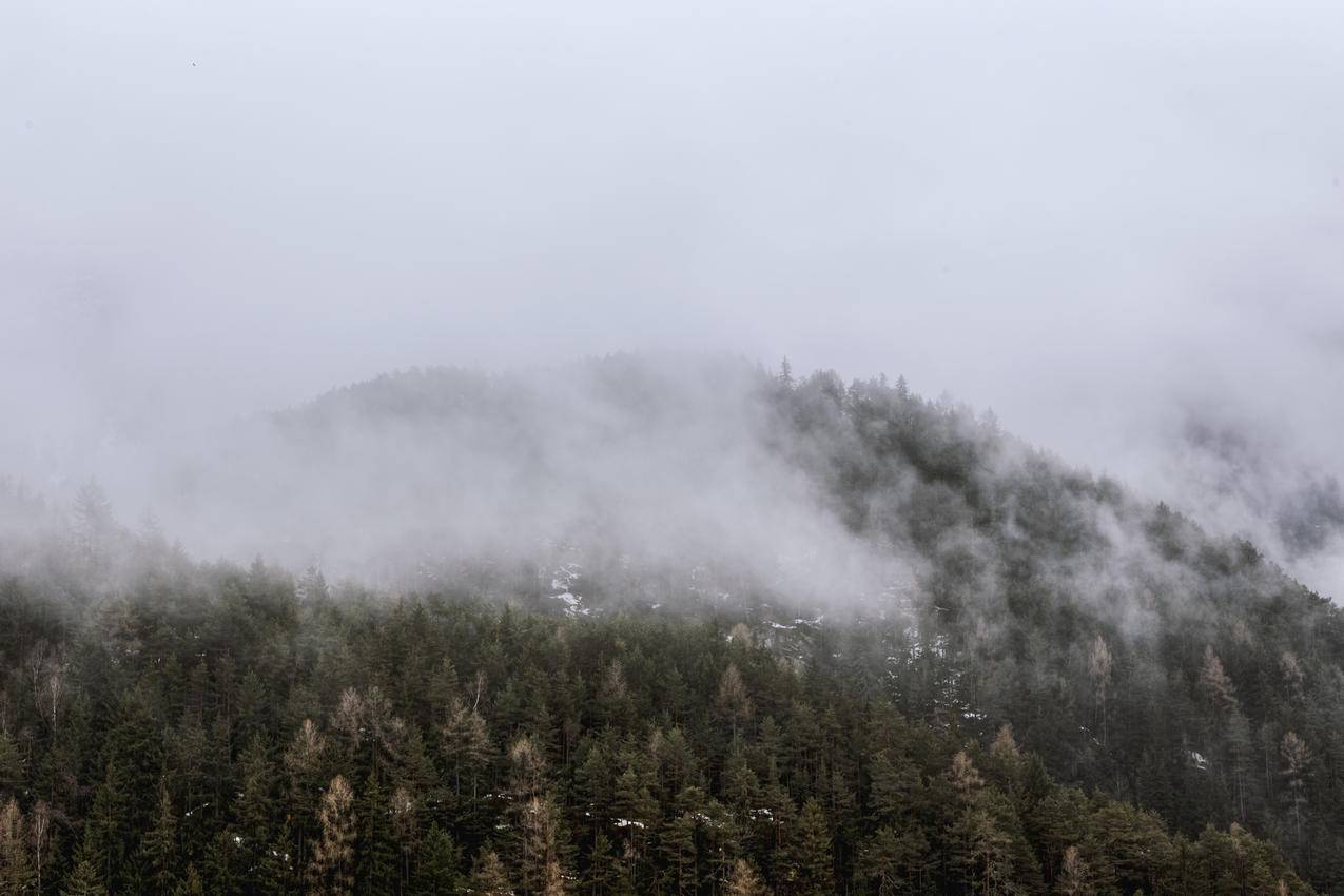 雾山青山观高清壁纸