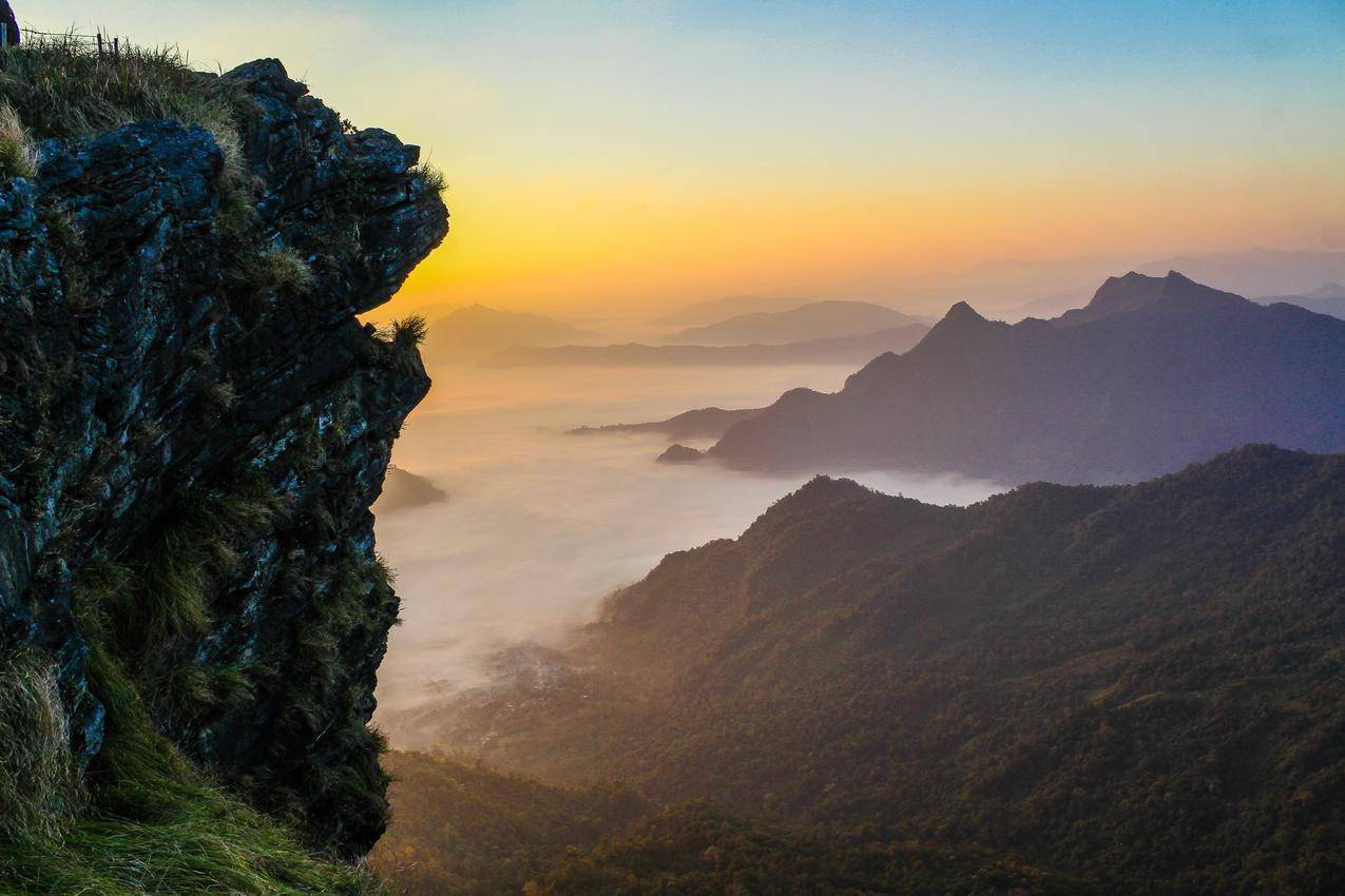 森塞特雾山