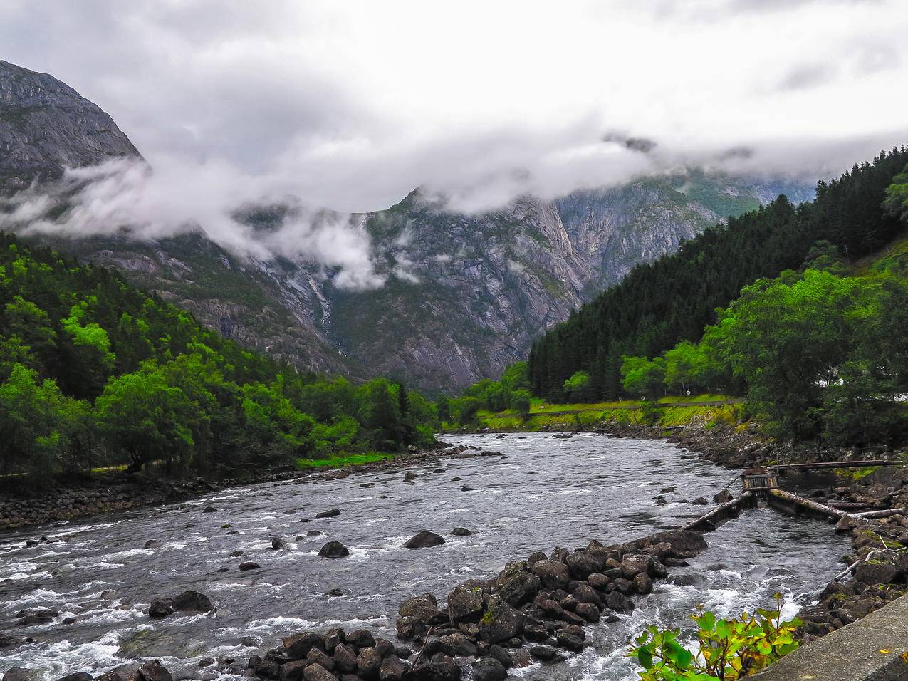 高山平静河高清壁纸