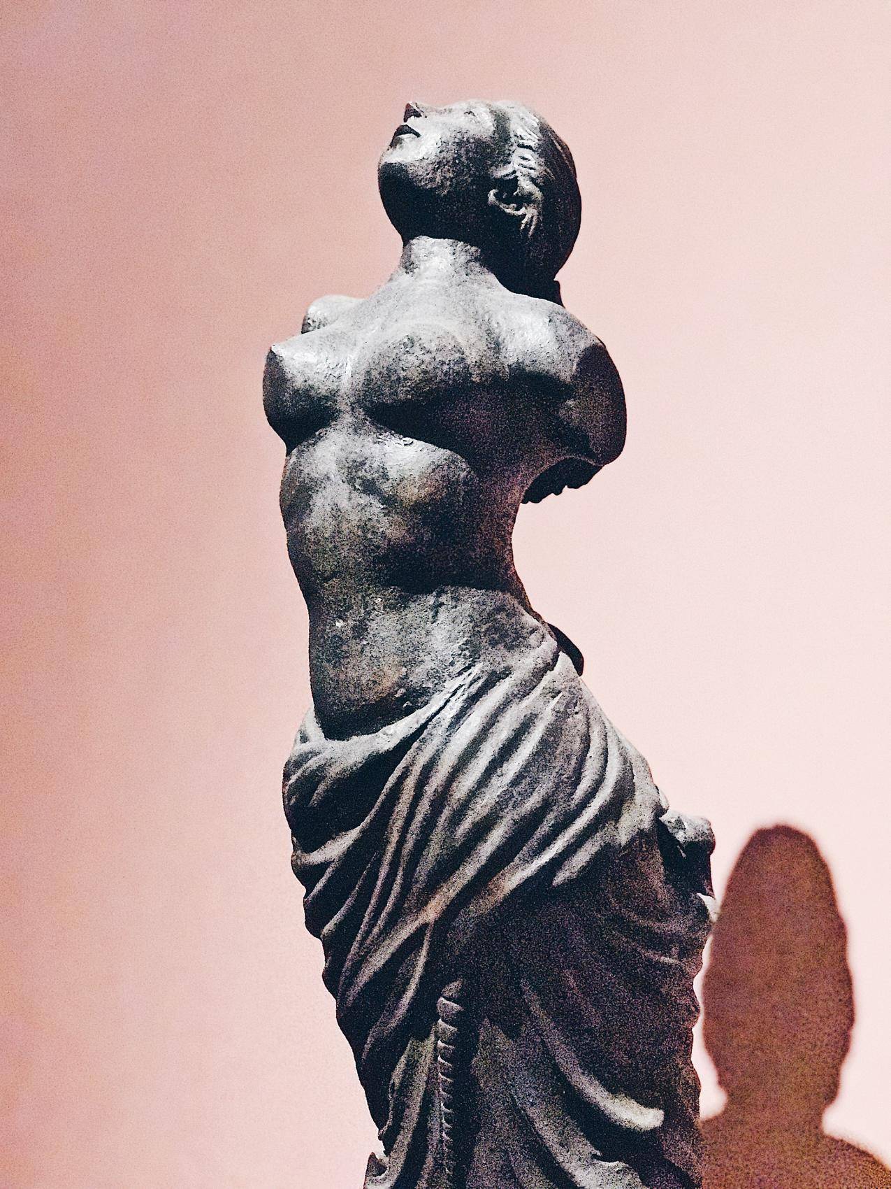 无臂女雕像