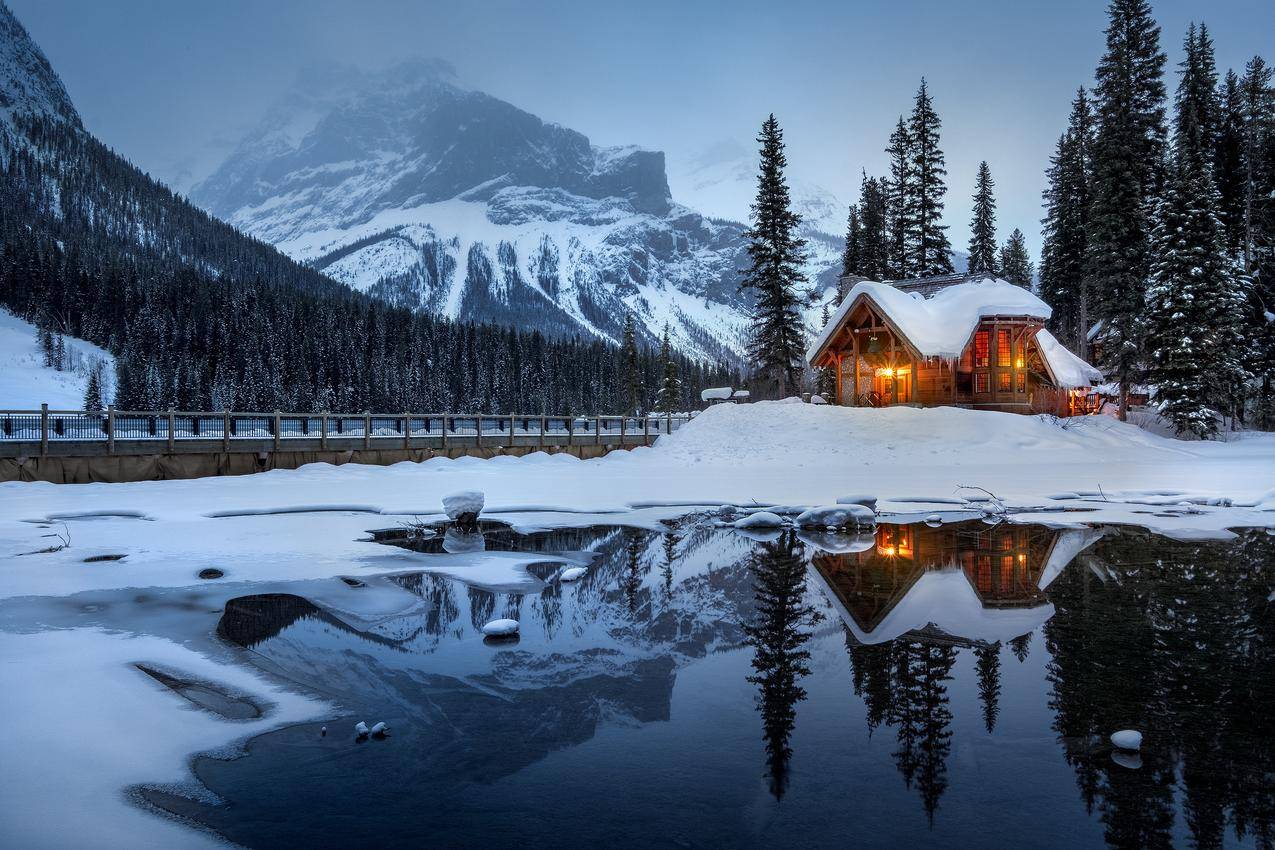 在北美西海岸，静享雪地小木屋的孤独之美 | Super, Natural BC