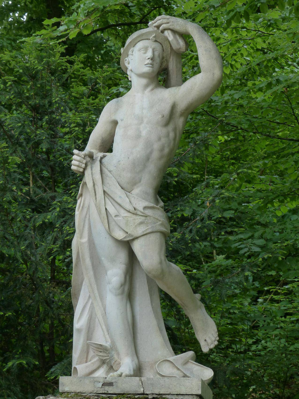 奥地利的古典人物雕塑