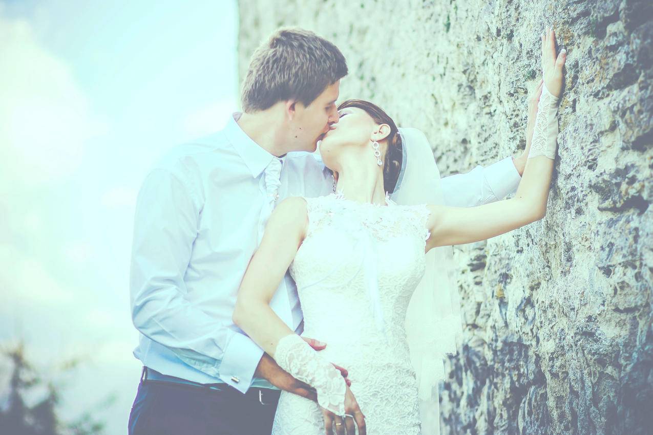 婚纱写真，如何调出大气的情侣婚纱写真照片 - 影楼调色 - PS教程自学网