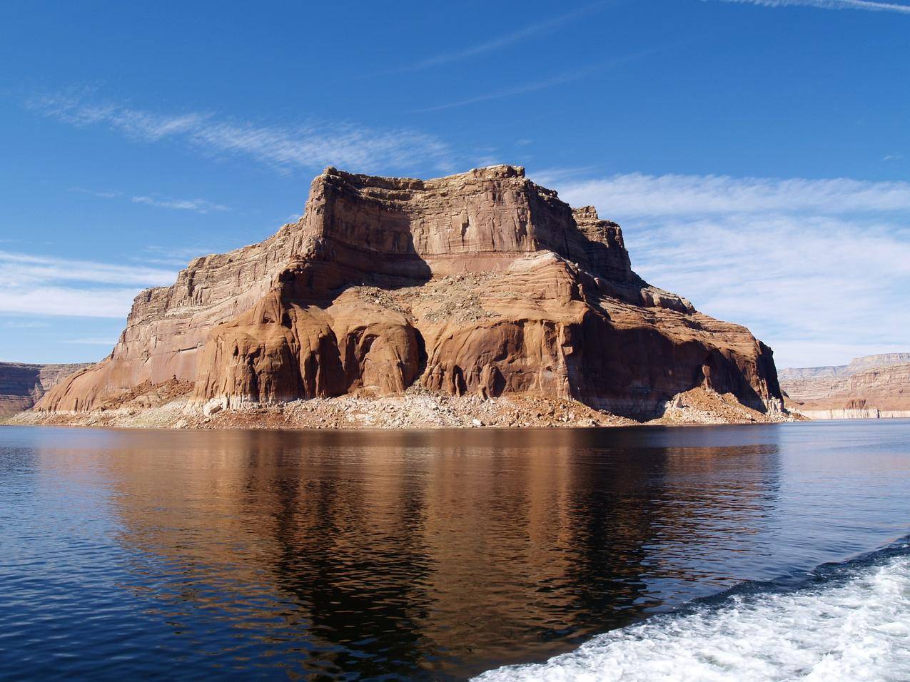 美国亚利桑那鲍威尔湖风景图片