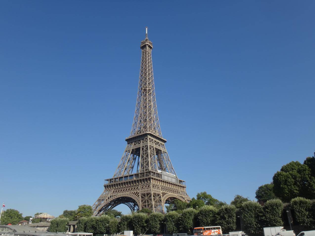 法国艾菲尔铁塔高清图片