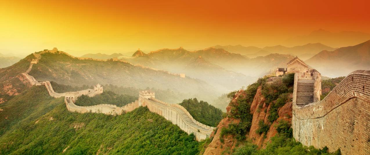 日出时的中国长城3440x1440风景壁纸