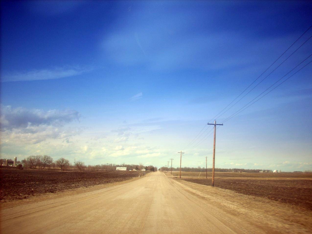 农村的公路泥路高清图片
