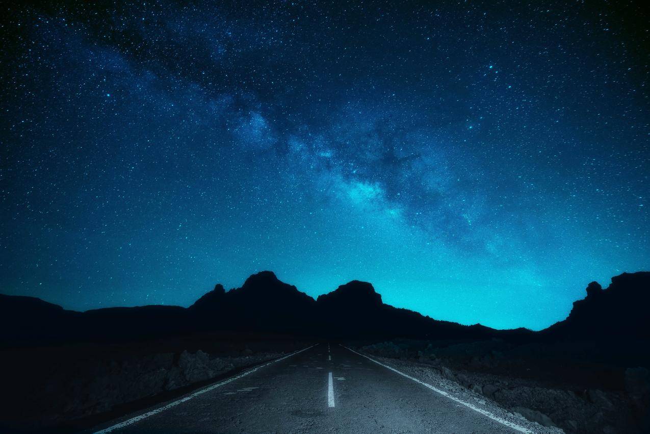 晚上,道路,空间,星星,银河系,星空,7K风景壁纸