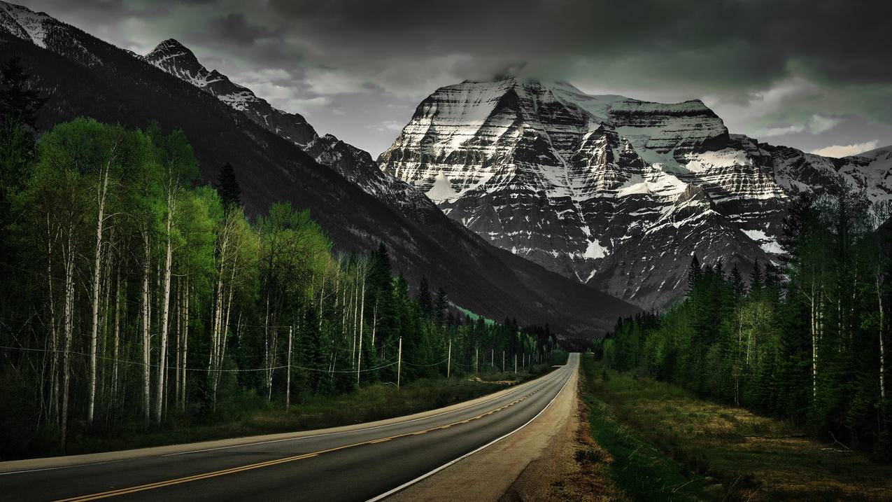 加拿大落基山脉最高的山峰,罗布森山3840x2160风景壁纸