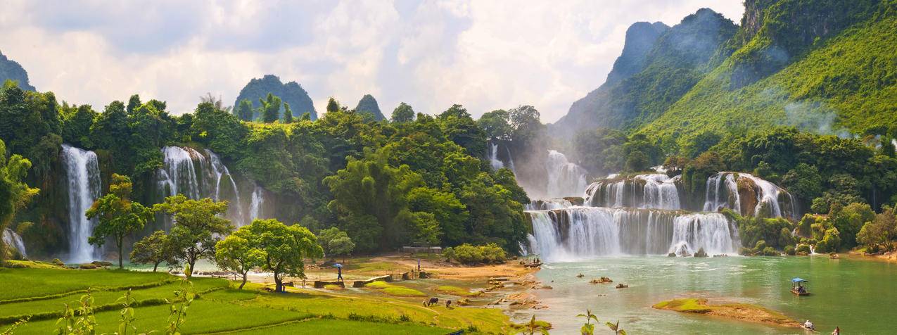 越南瀑布风景4K图片