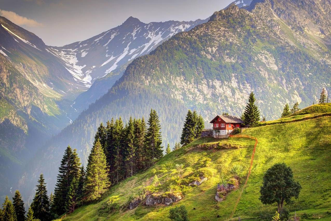 瑞士阿尔卑斯山风光4K壁纸