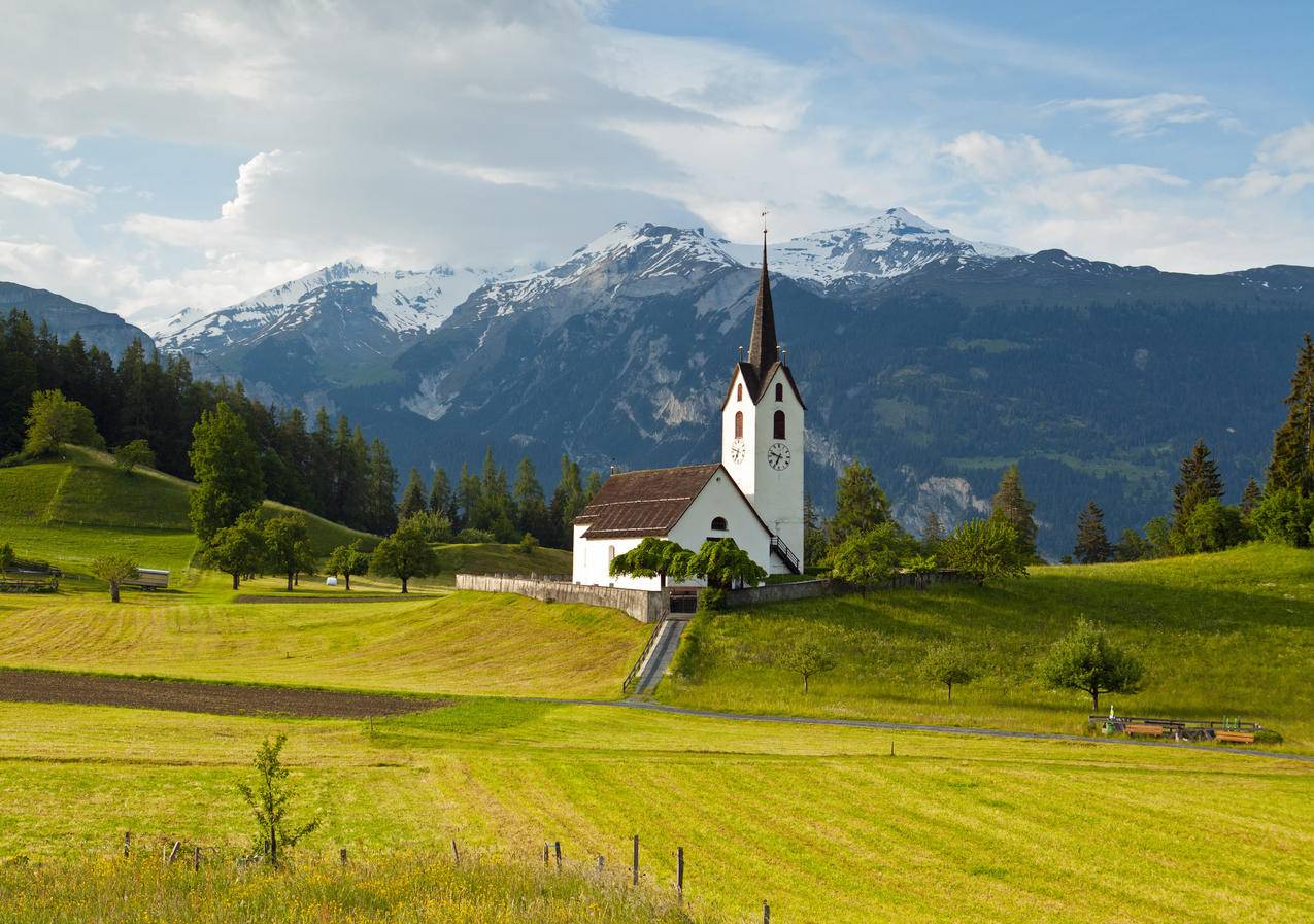 瑞士阿尔卑斯山,草甸,教堂,风景4k图片