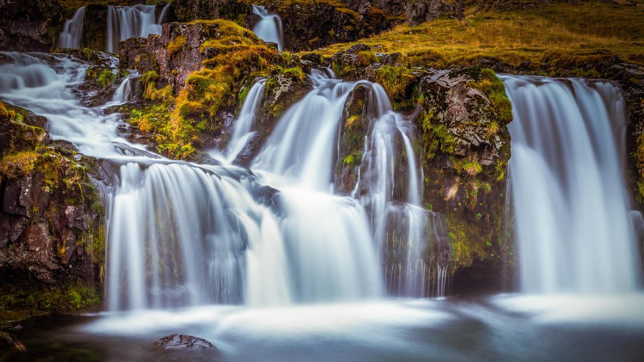秋天,冰岛,瀑布4K风景壁纸