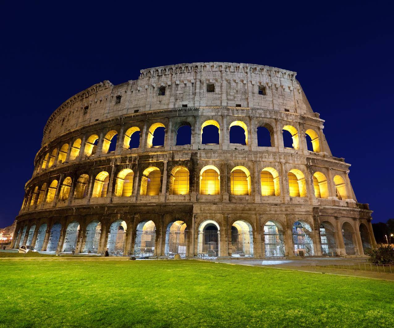 意大利罗马斗兽场,建筑,晚上,4K风景壁纸