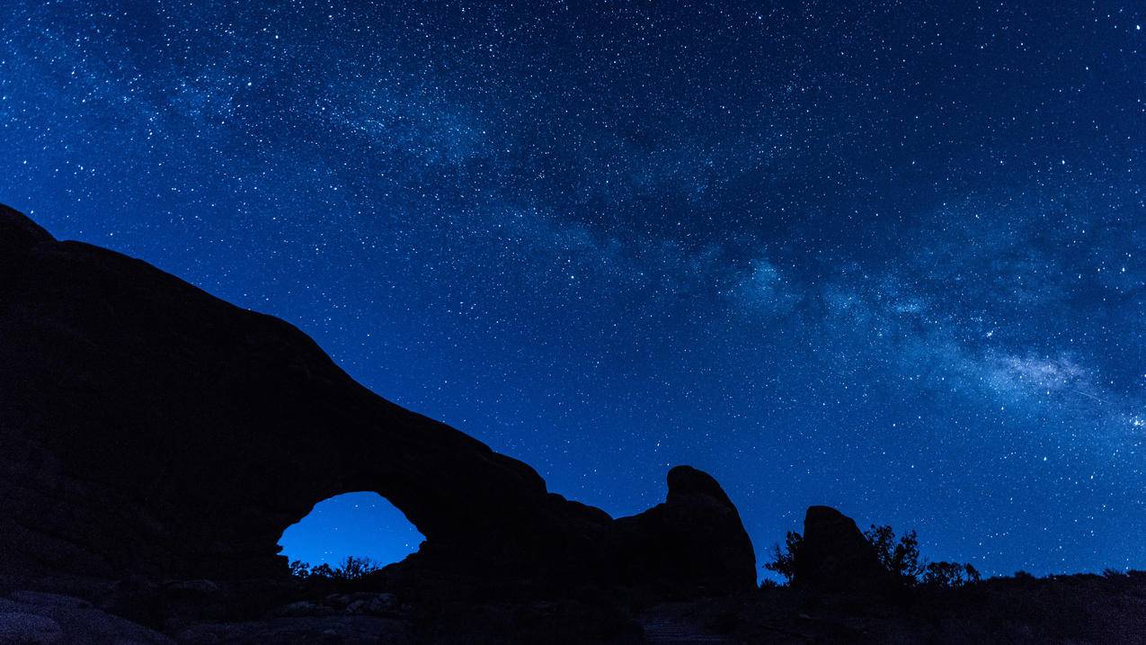 银河系,拱形山洞,犹他州国家公园,夜晚星空,4K风景壁纸