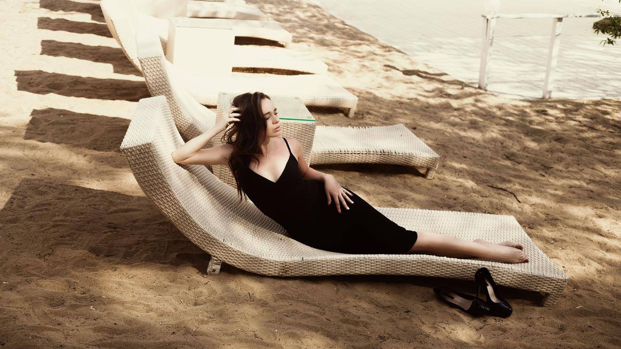 海滩,黑色礼服,时尚,性感的美女,摄影,6k图片