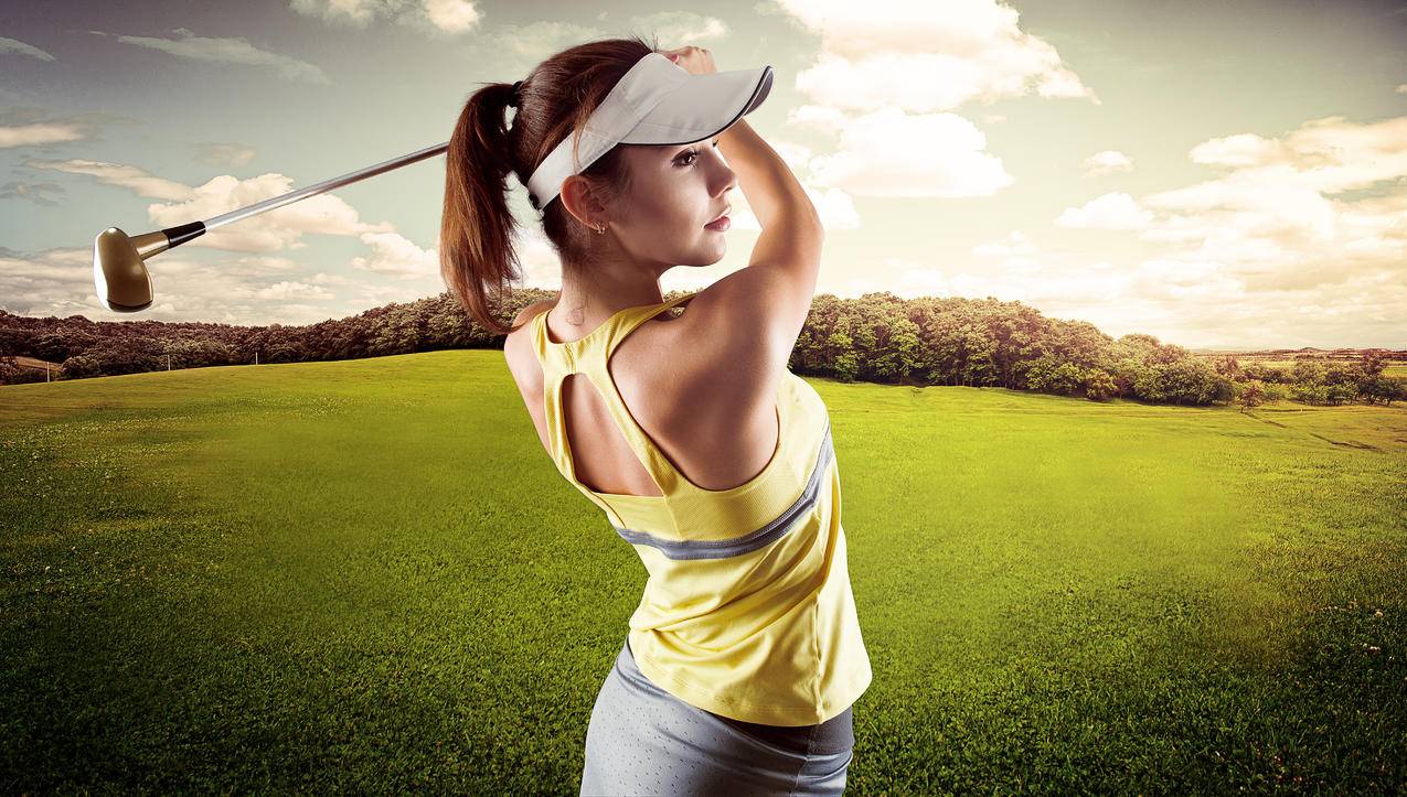 年轻的职业高尔夫球员穿运动服,高尔夫球美女5K壁纸