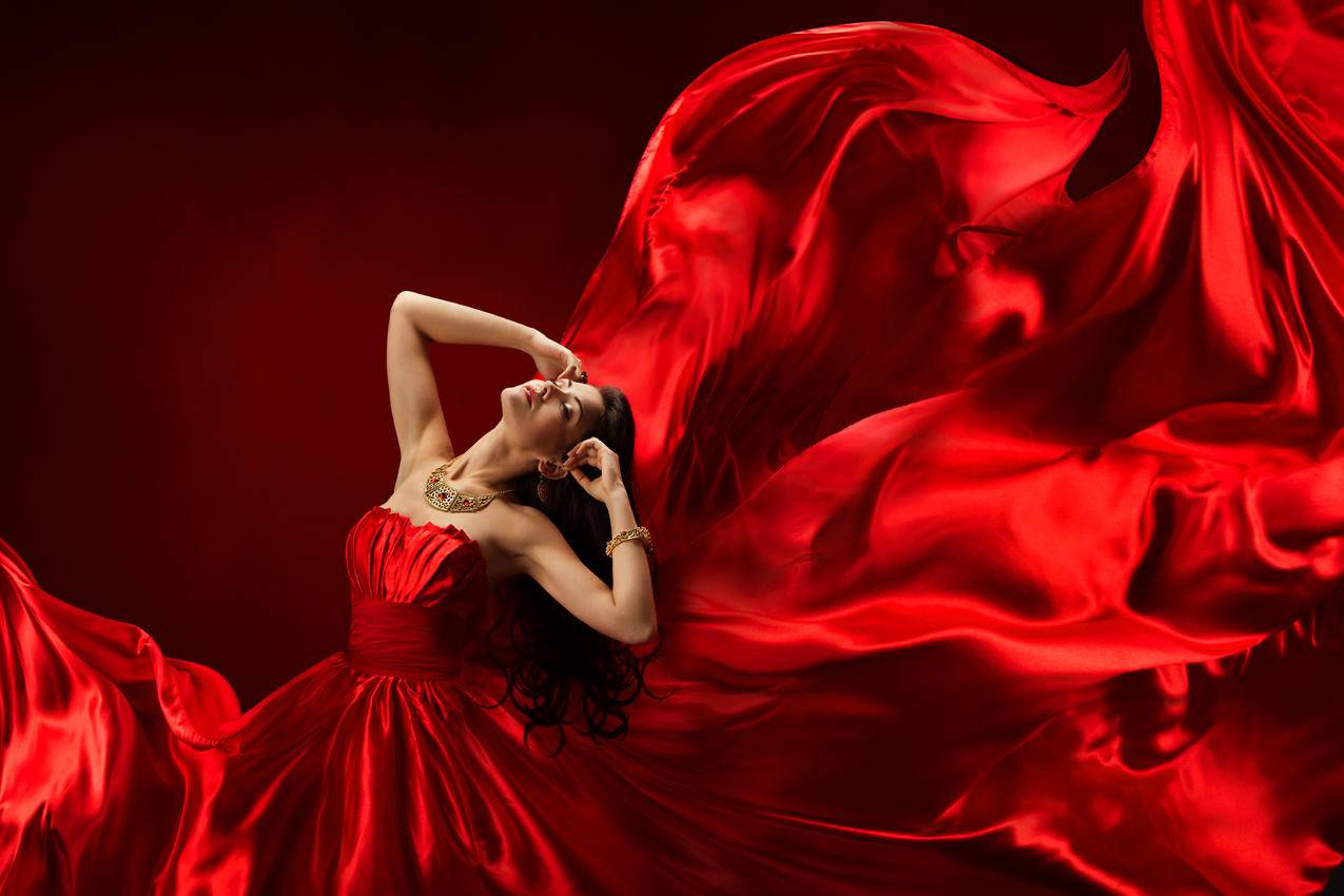 红色礼服裙子,卷发美女,6k图片