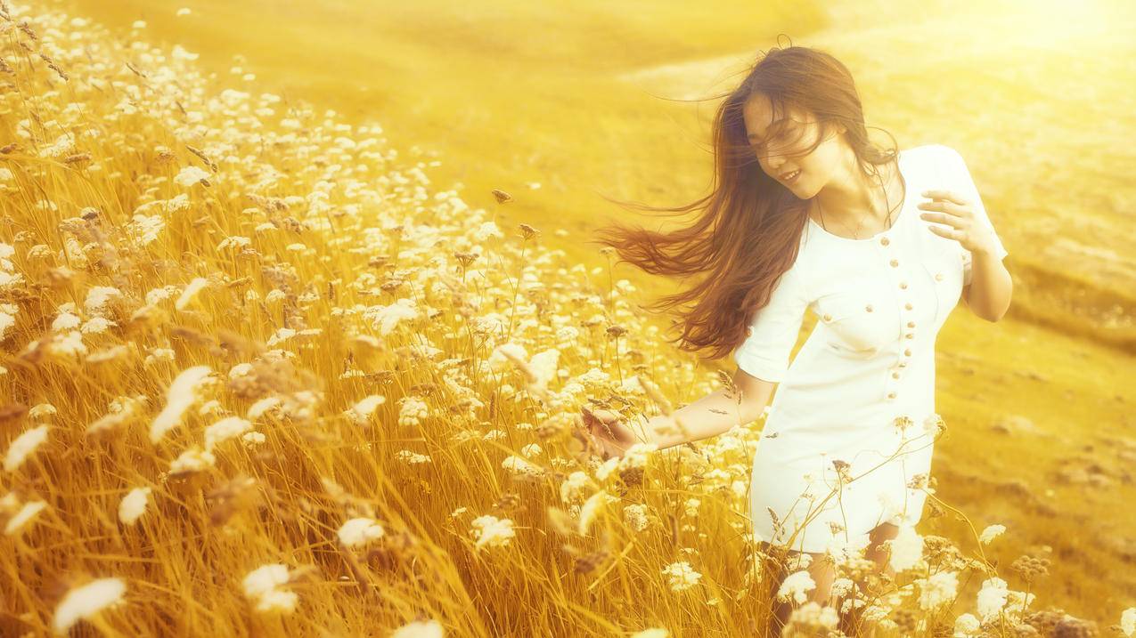 女孩,夏季,自然鲜花,可爱长发美女,白色裙子,4K美女壁纸