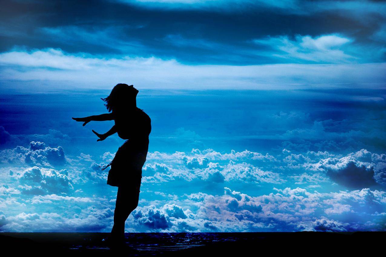 自由,女子,侧影,海滩,天空,云,唯美艺术8K壁纸