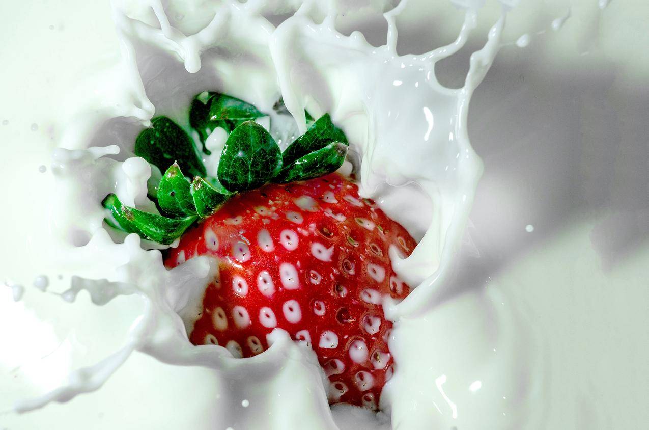 草莓,牛奶,牛奶草莓,4K图片